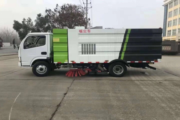 道路清掃吸塵車